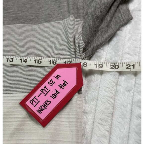 Denim & Flower Ricky Singh Colorblock White Gray Pinstripe T-Shirt Men's Large - Picture 6 of 9